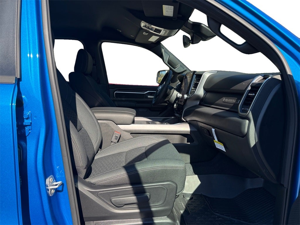 2025 RAM Ram 1500 RAM 1500 BIG HORN CREW CAB 4X4 5'7' BOX