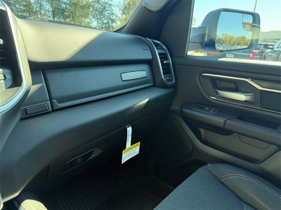 2025 RAM Ram 1500 RAM 1500 BIG HORN CREW CAB 4X4 5'7' BOX