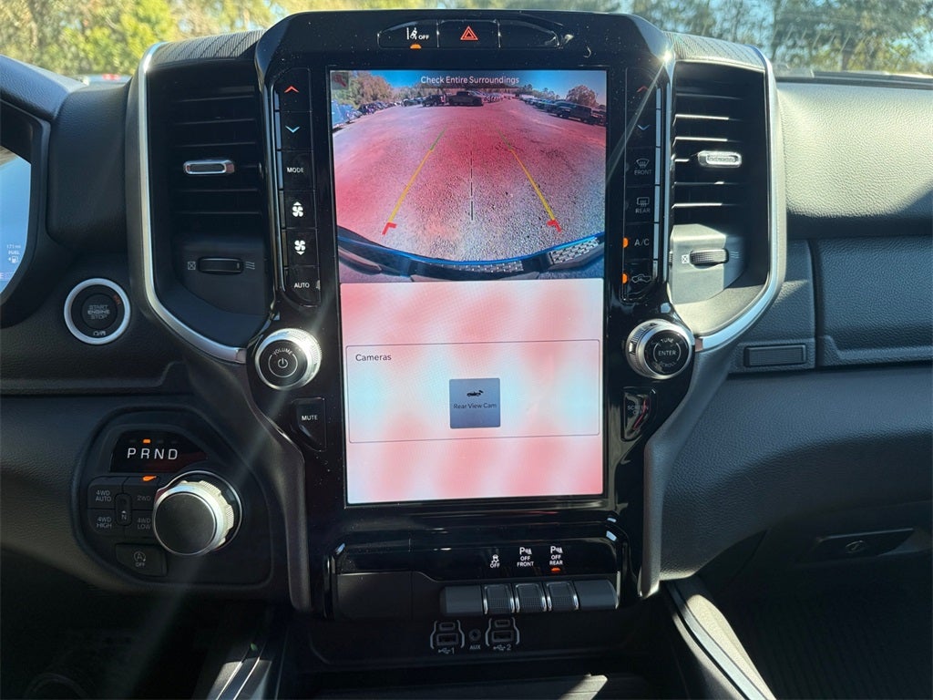 2025 RAM Ram 1500 RAM 1500 BIG HORN CREW CAB 4X4 5'7' BOX