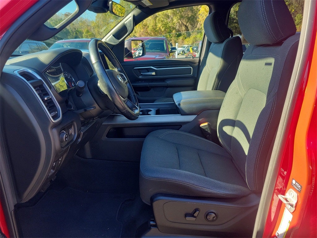 2022 RAM 1500 Big Horn Crew Cab 4x4 5'7' Box