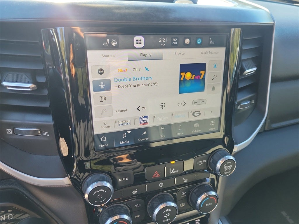 2022 RAM 1500 Big Horn Crew Cab 4x4 5'7' Box