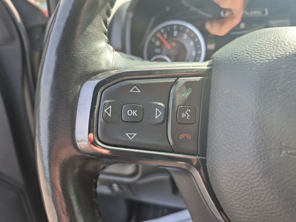 2020 RAM 1500 Big Horn Crew Cab 4x4 5'7' Box