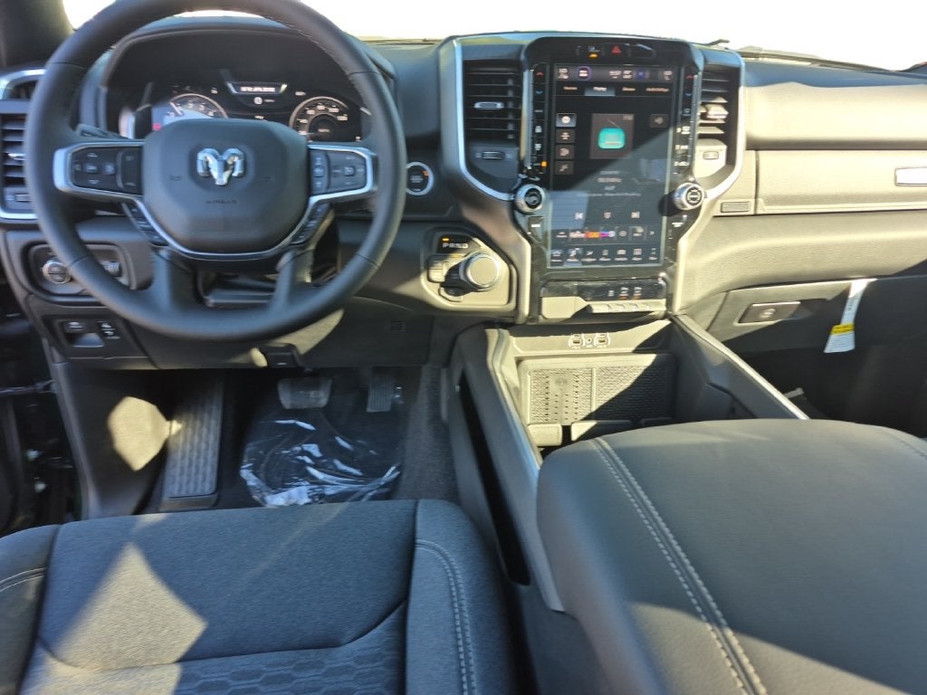 2027 RAM Ram 1500 RAM 1500 BIG HORN CREW CAB 4X4 5'7' BOX