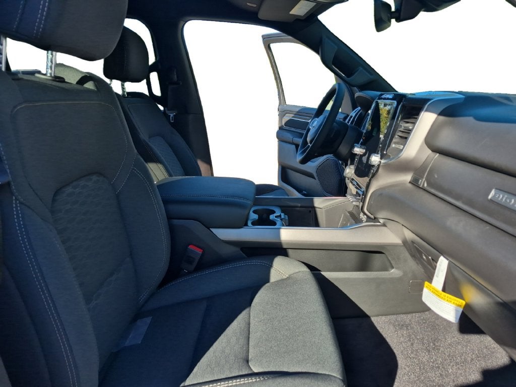 2027 RAM Ram 1500 RAM 1500 BIG HORN CREW CAB 4X4 5'7' BOX