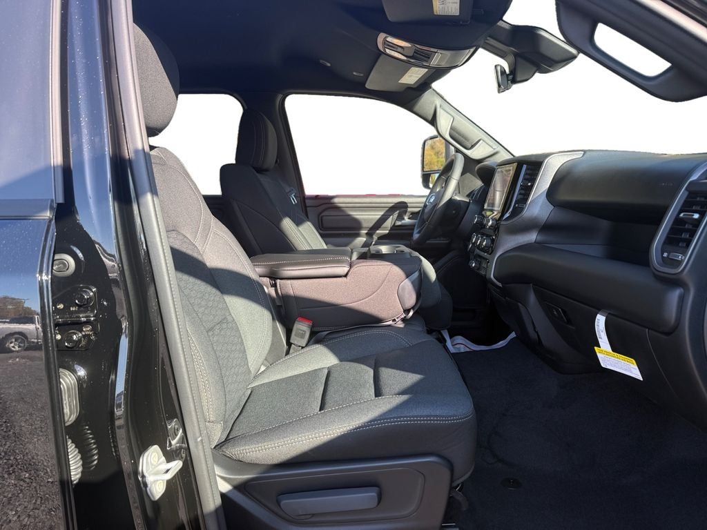 2026 RAM Ram 1500 RAM 1500 WARLOCK CREW CAB 4X4 5'7' BOX