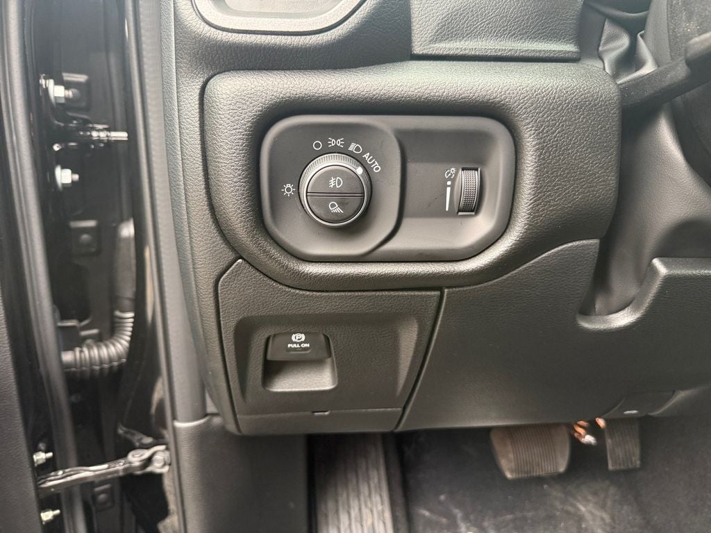 2026 RAM Ram 1500 RAM 1500 WARLOCK CREW CAB 4X4 5'7' BOX