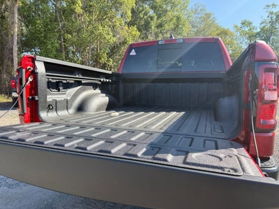 2026 RAM 1500 RAM 1500 WARLOCK CREW CAB 4X4 5'7' BOX