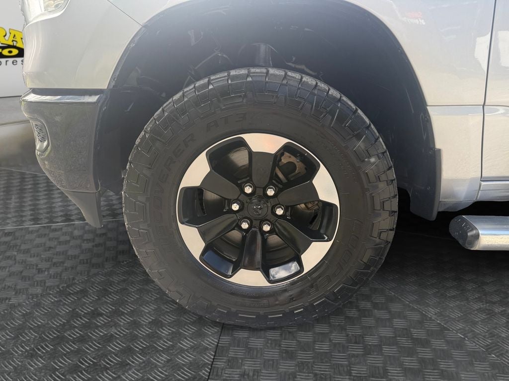 2019 RAM 1500 Tradesman Crew Cab 4x4 5'7' Box