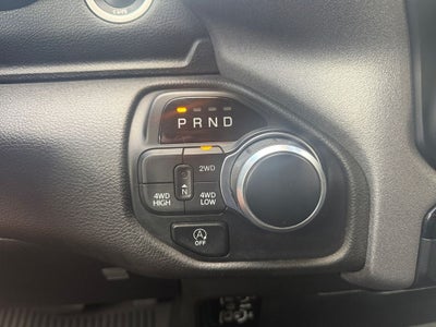 2019 RAM 1500 Tradesman Crew Cab 4x4 5'7' Box