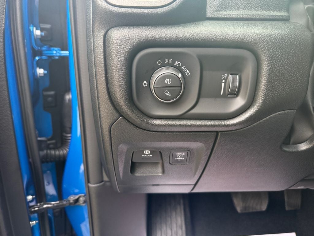 2026 RAM Ram 1500 RAM 1500 WARLOCK CREW CAB 4X4 5'7' BOX