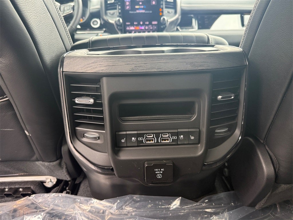 2026 RAM Ram 1500 RAM 1500 LIMITED CREW CAB 4X4 5'7' BOX