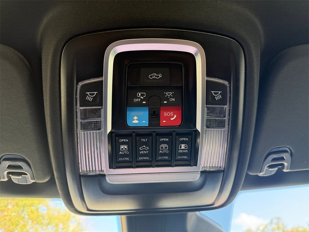 2025 RAM 1500 Limited