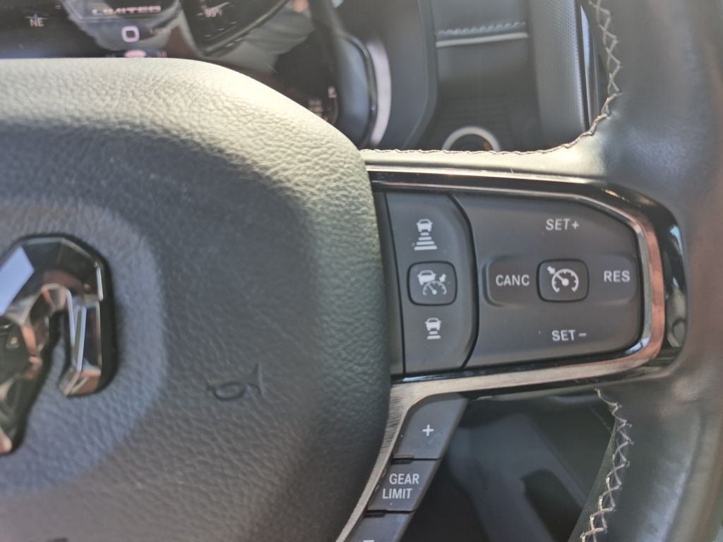 2024 RAM 1500 Limited Crew Cab 4x4 5'7' Box