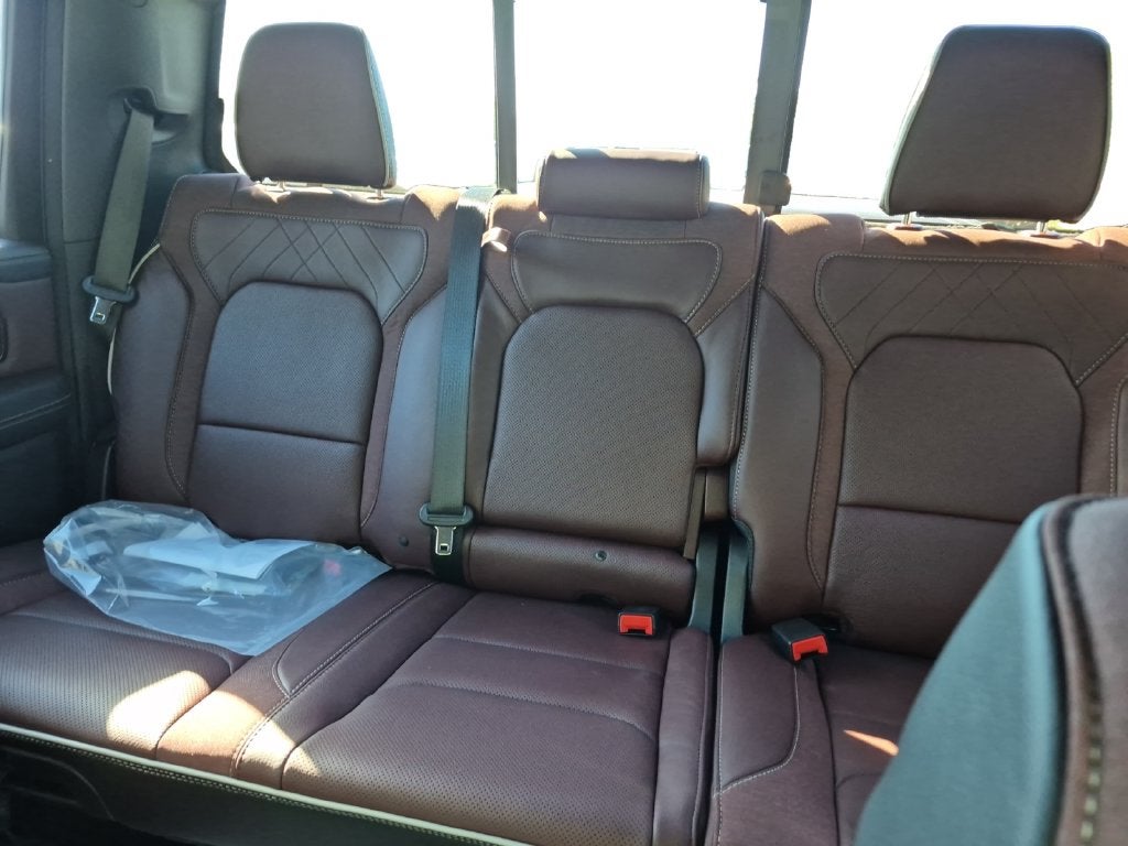 2027 RAM Ram 1500 RAM 1500 LIMITED CREW CAB 4X4 5'7' BOX