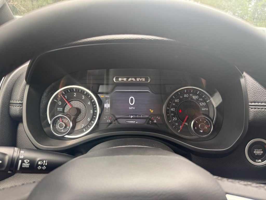 2025 RAM 1500 Laramie Crew Cab 4x4 5'7' Box