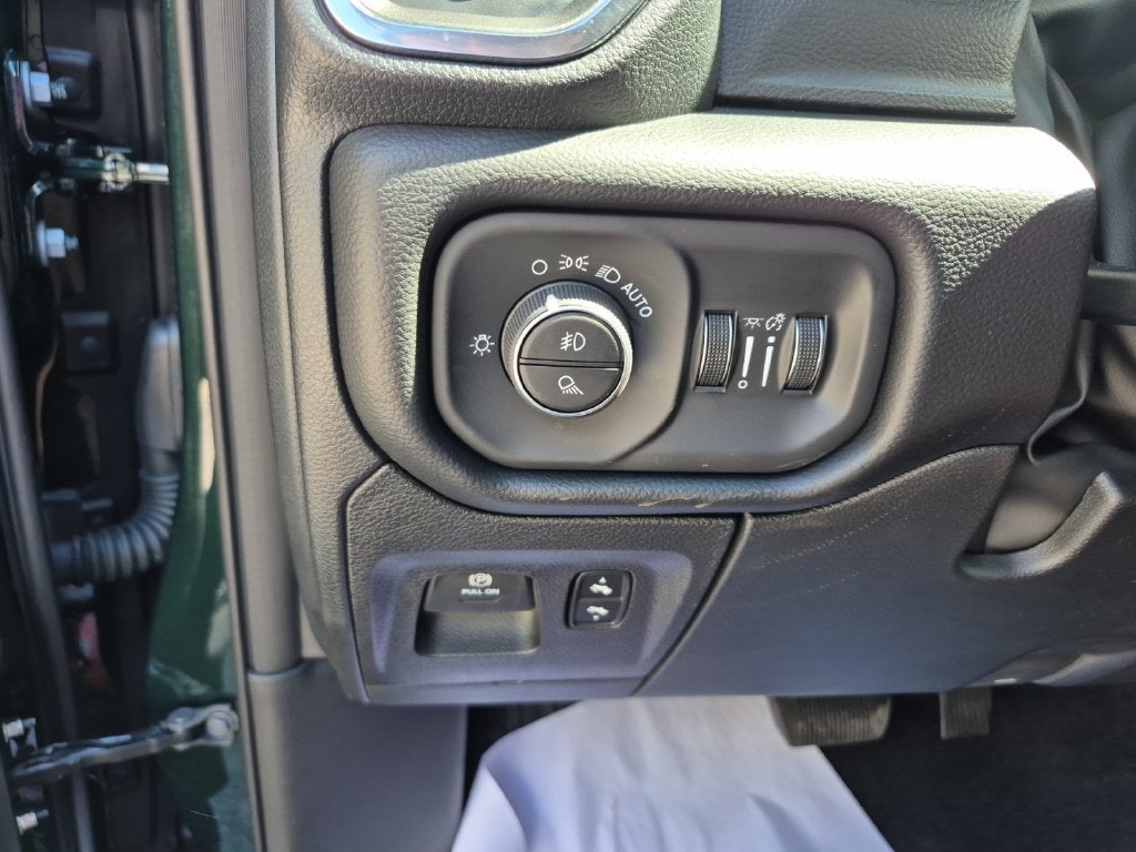 2027 RAM Ram 1500 RAM 1500 LARAMIE CREW CAB 4X4 5'7' BOX