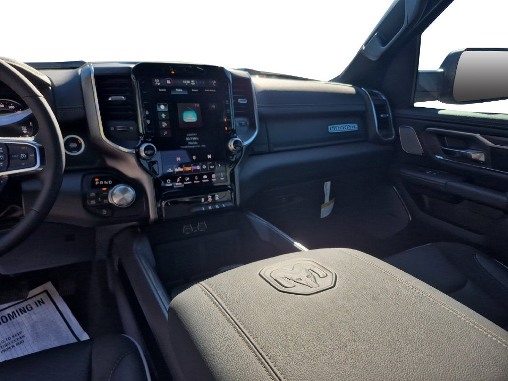 2027 RAM Ram 1500 RAM 1500 LARAMIE CREW CAB 4X4 5'7' BOX