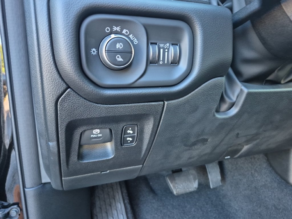 2027 RAM Ram 1500 RAM 1500 LARAMIE CREW CAB 4X4 5'7' BOX
