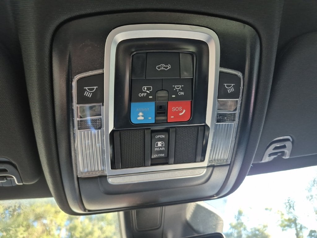 2027 RAM Ram 1500 RAM 1500 LARAMIE CREW CAB 4X4 5'7' BOX