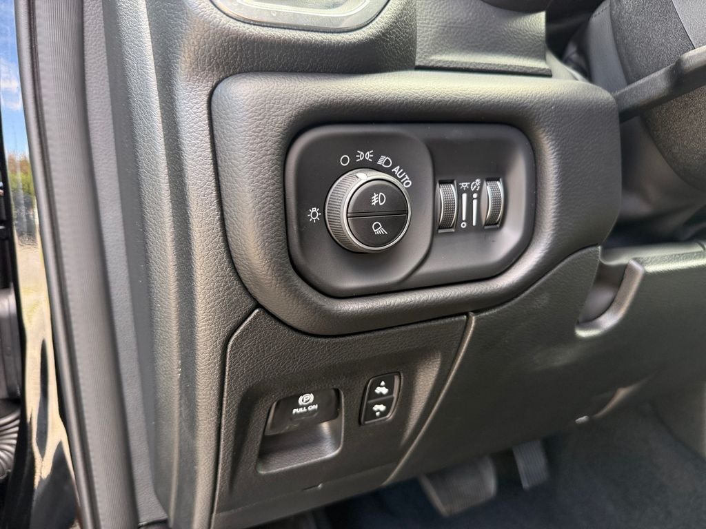 2027 RAM Ram 1500 RAM 1500 LARAMIE CREW CAB 4X4 5'7' BOX
