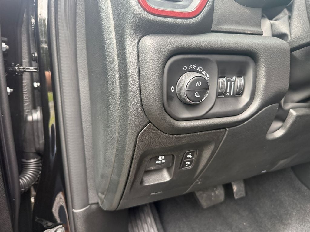 2027 RAM Ram 1500 RAM 1500 REBEL CREW CAB 4X4 5'7' BOX