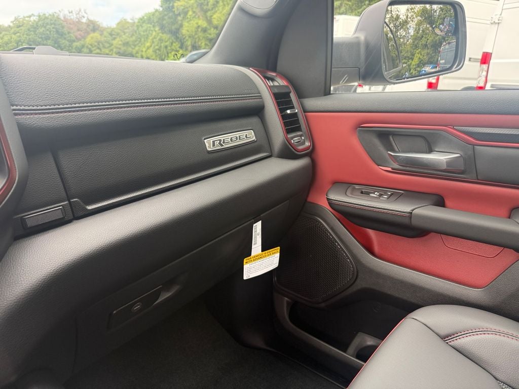 2027 RAM Ram 1500 RAM 1500 REBEL CREW CAB 4X4 5'7' BOX