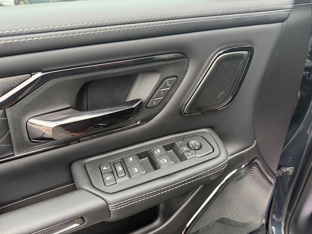 2026 RAM Ram 1500 RAM 1500 LIMITED CREW CAB 4X4 6'4' BOX