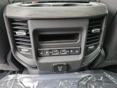 2026 RAM Ram 1500 RAM 1500 LIMITED CREW CAB 4X4 6'4' BOX