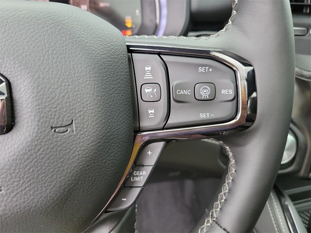 2026 RAM Ram 1500 RAM 1500 LIMITED CREW CAB 4X4 6'4' BOX