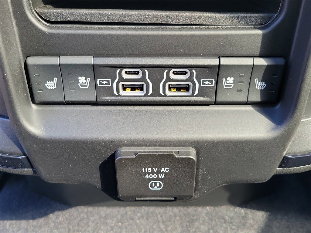 2026 RAM Ram 1500 RAM 1500 LIMITED CREW CAB 4X4 6'4' BOX