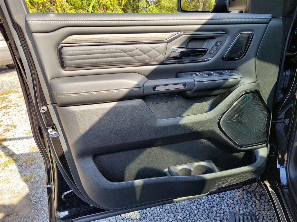 2026 RAM Ram 1500 RAM 1500 LIMITED CREW CAB 4X4 6'4' BOX