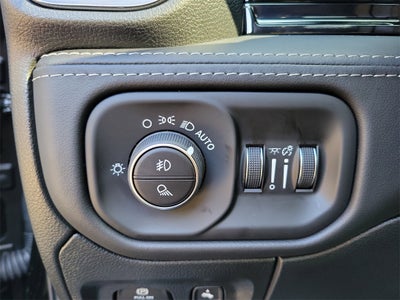 2026 RAM Ram 1500 RAM 1500 LIMITED CREW CAB 4X4 6'4' BOX