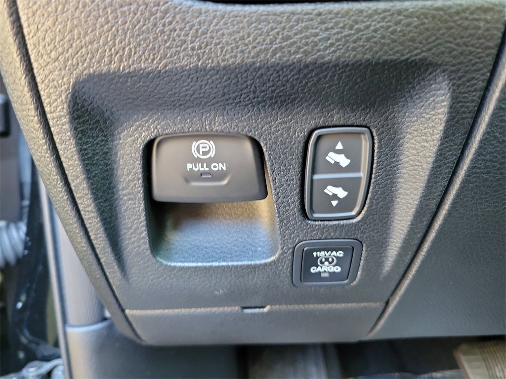 2026 RAM Ram 1500 RAM 1500 LIMITED CREW CAB 4X4 6'4' BOX