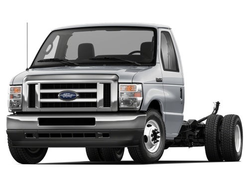 2023 Ford E-450 Cutaway Base