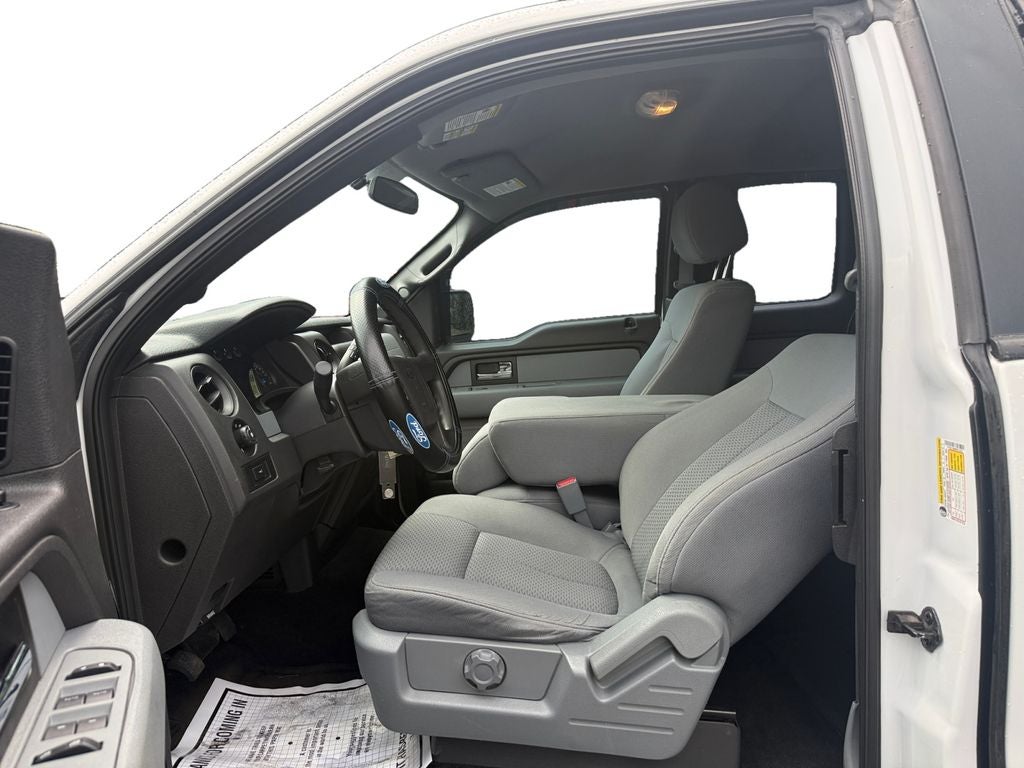 2013 Ford F-150 STX