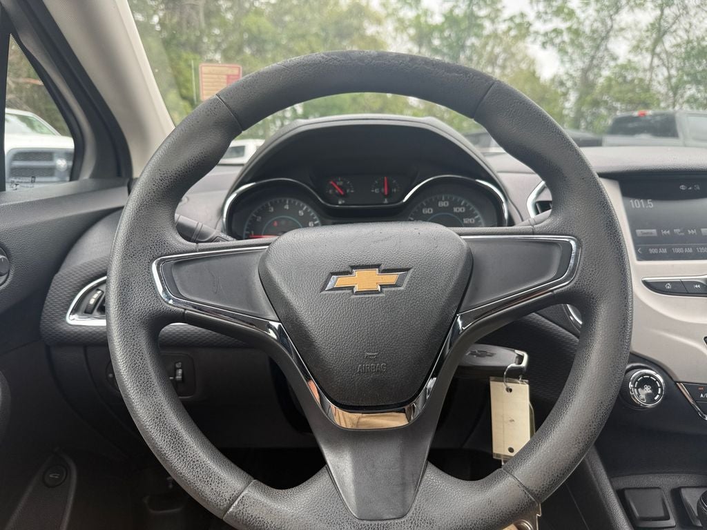 2018 Chevrolet Cruze LS Auto
