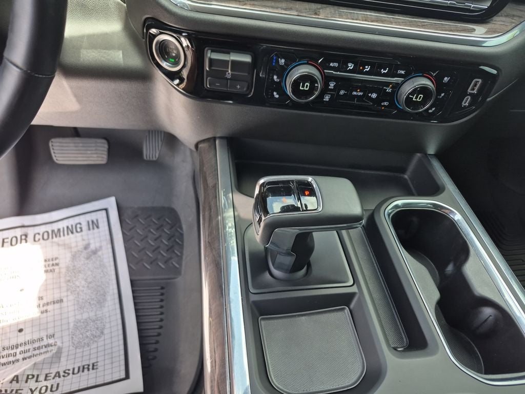 2024 Chevrolet Silverado 1500 4WD Crew Cab Short Bed LTZ