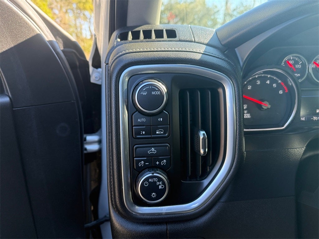 2021 Chevrolet Silverado 1500 4WD Crew Cab Standard Bed LT