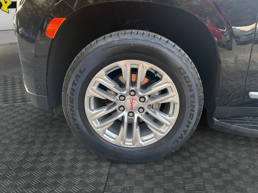 2024 GMC Yukon XL 4WD SLT