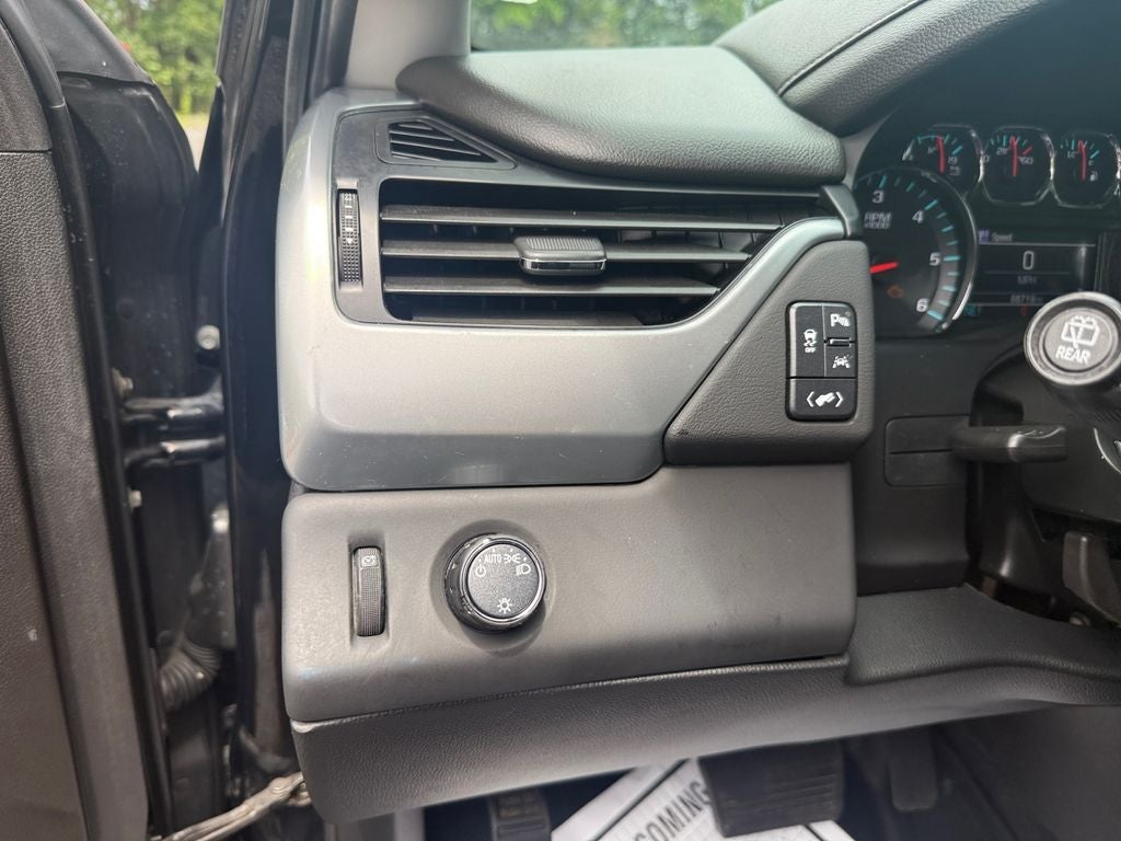 2020 Chevrolet Suburban 2WD LT