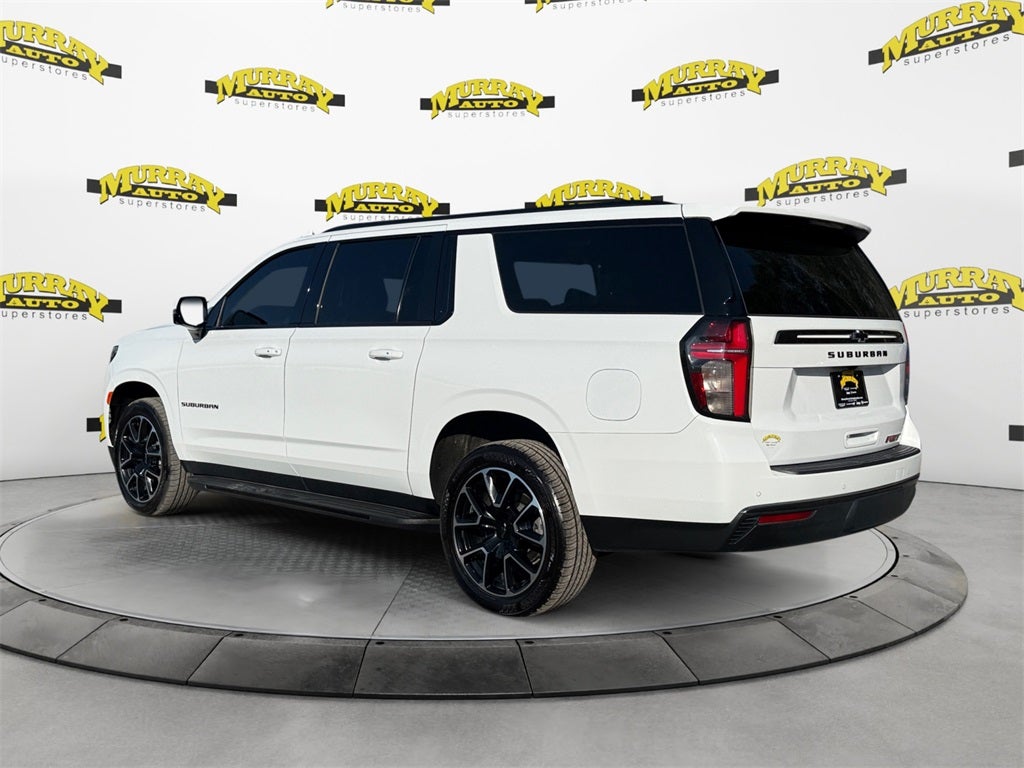 2022 Chevrolet Suburban 4WD RST