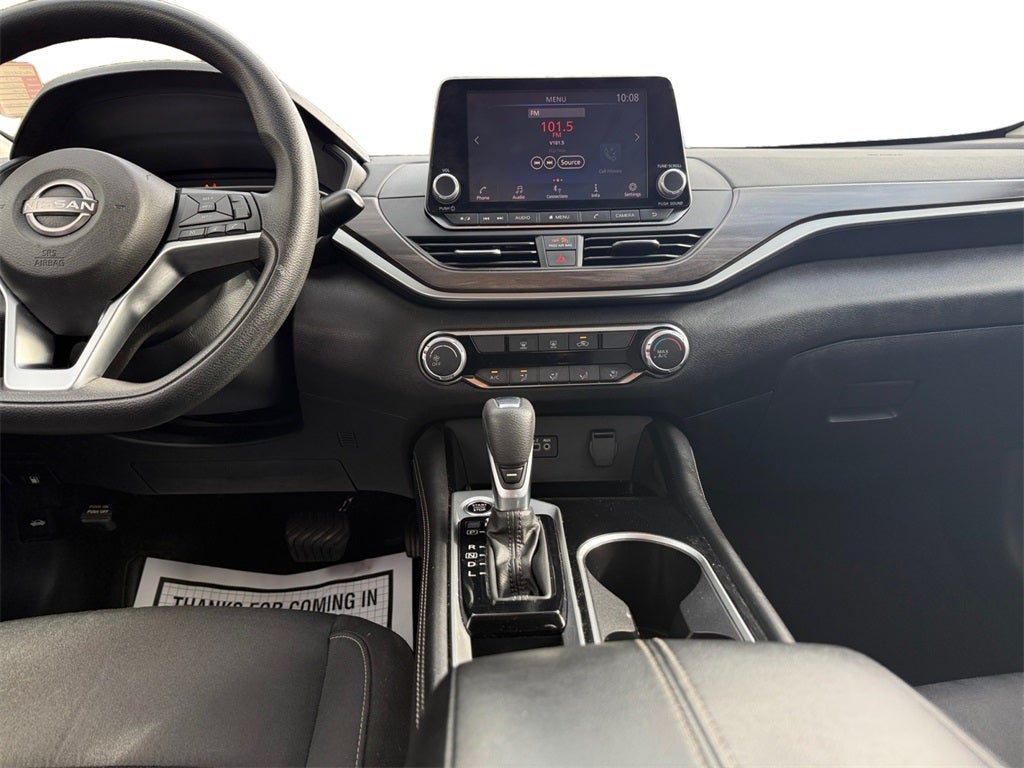 2023 Nissan Altima SV FWD
