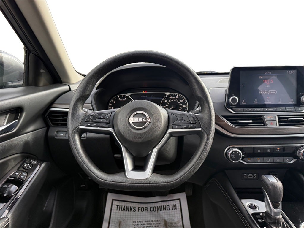 2023 Nissan Altima SV FWD