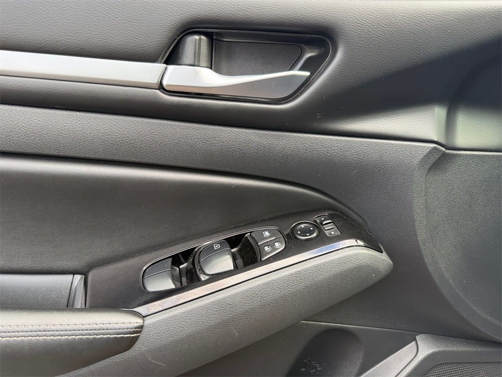 2023 Nissan Altima SV FWD