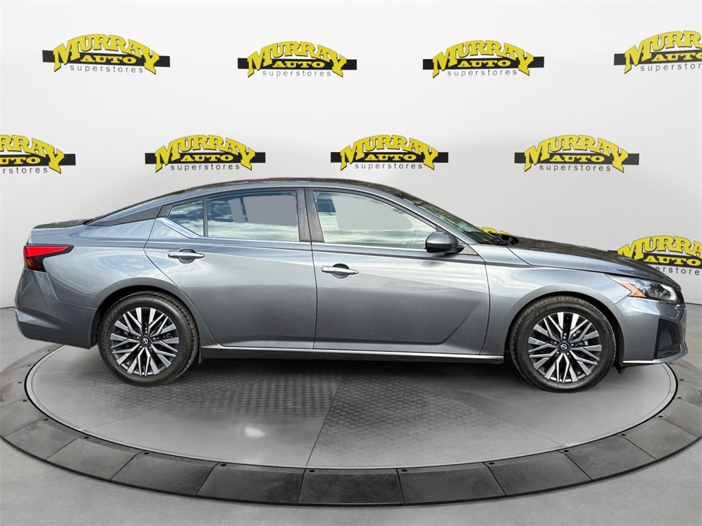 2023 Nissan Altima SV FWD