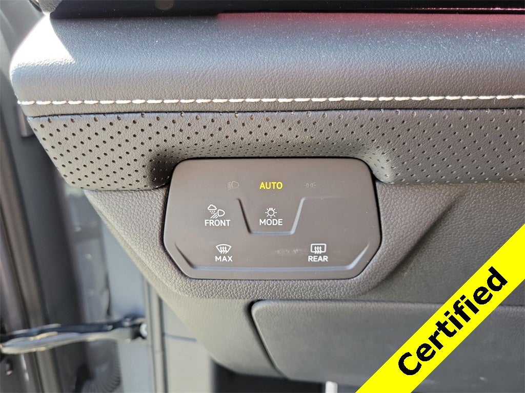 2024 Volkswagen Atlas Cross Sport 2.0T SEL R-Line