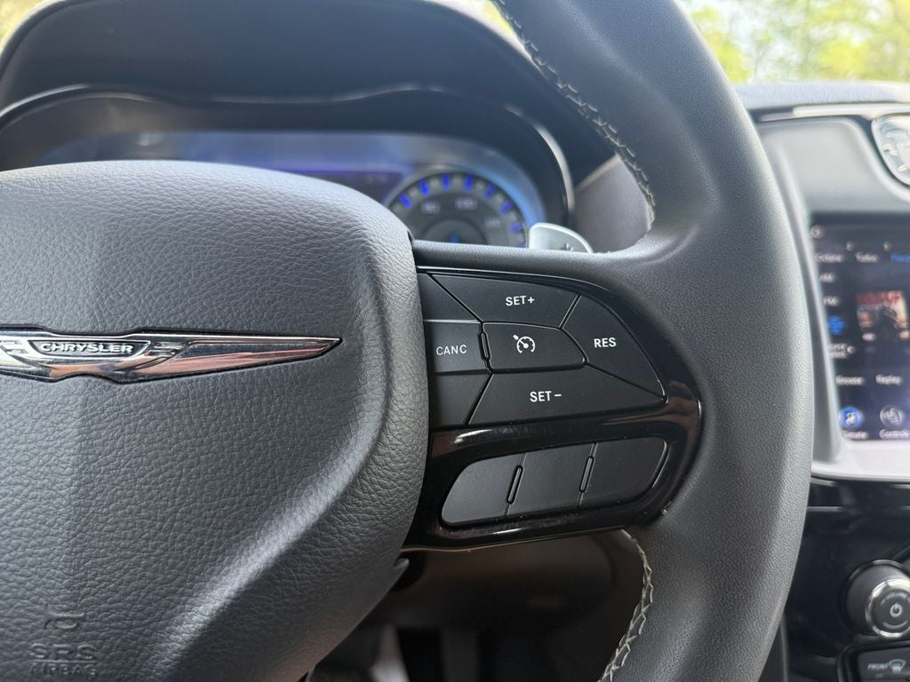 2023 Chrysler 300 300S