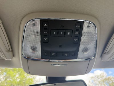 2023 Chrysler 300 Touring L