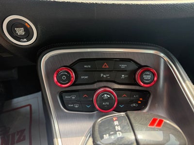 2017 Dodge Challenger SXT
