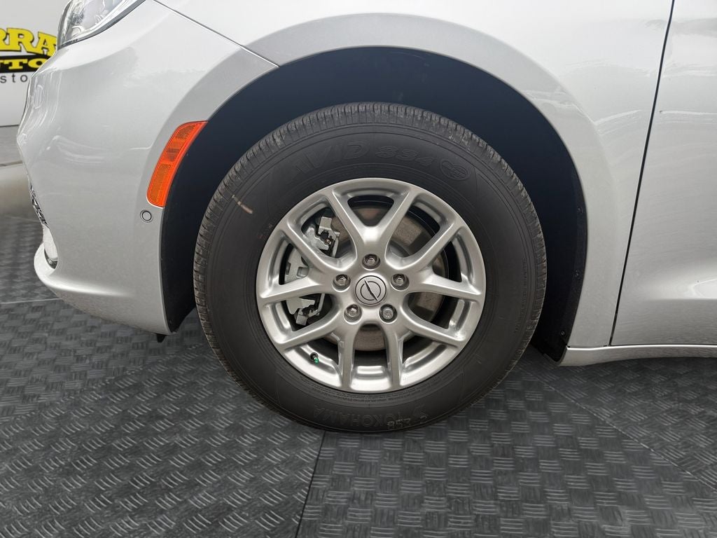 2026 Chrysler Pacifica PACIFICA SELECT